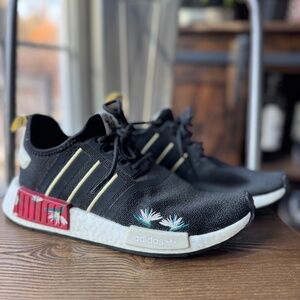 Women’s Adidas MND R1 “Birds Of Paradise” Callab~Size 7.5~Black
